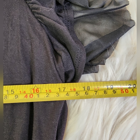 NWT Kim & Cami Ruffled Sleeve Top - Picture 5 of 6